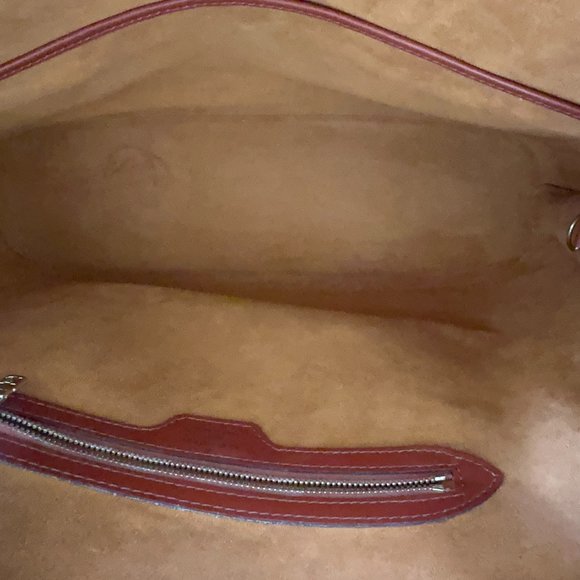 Louis Vuitton Vintage Epi Lussac Bag - Picture 7 of 12
